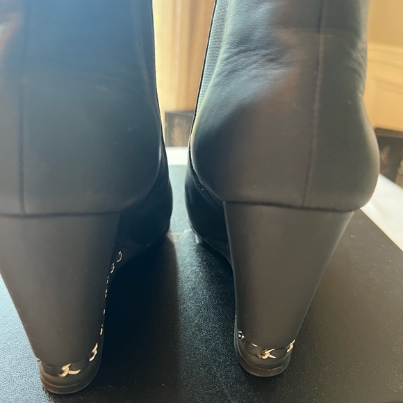 Chanel wedge heel Chelsea booties 39.5 - Picture 3 of 9